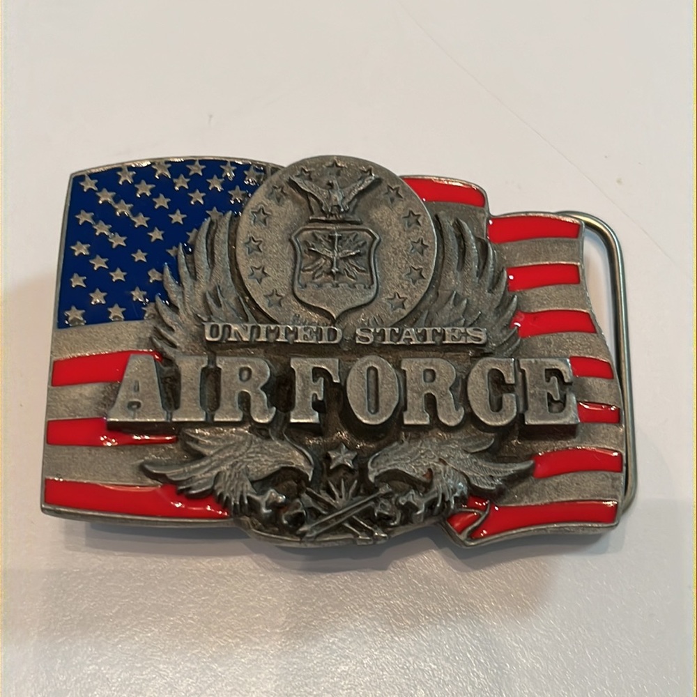 Vintage 1991 Siskiyou US Air Force enamel Belt Buckle - US flag - red & blue